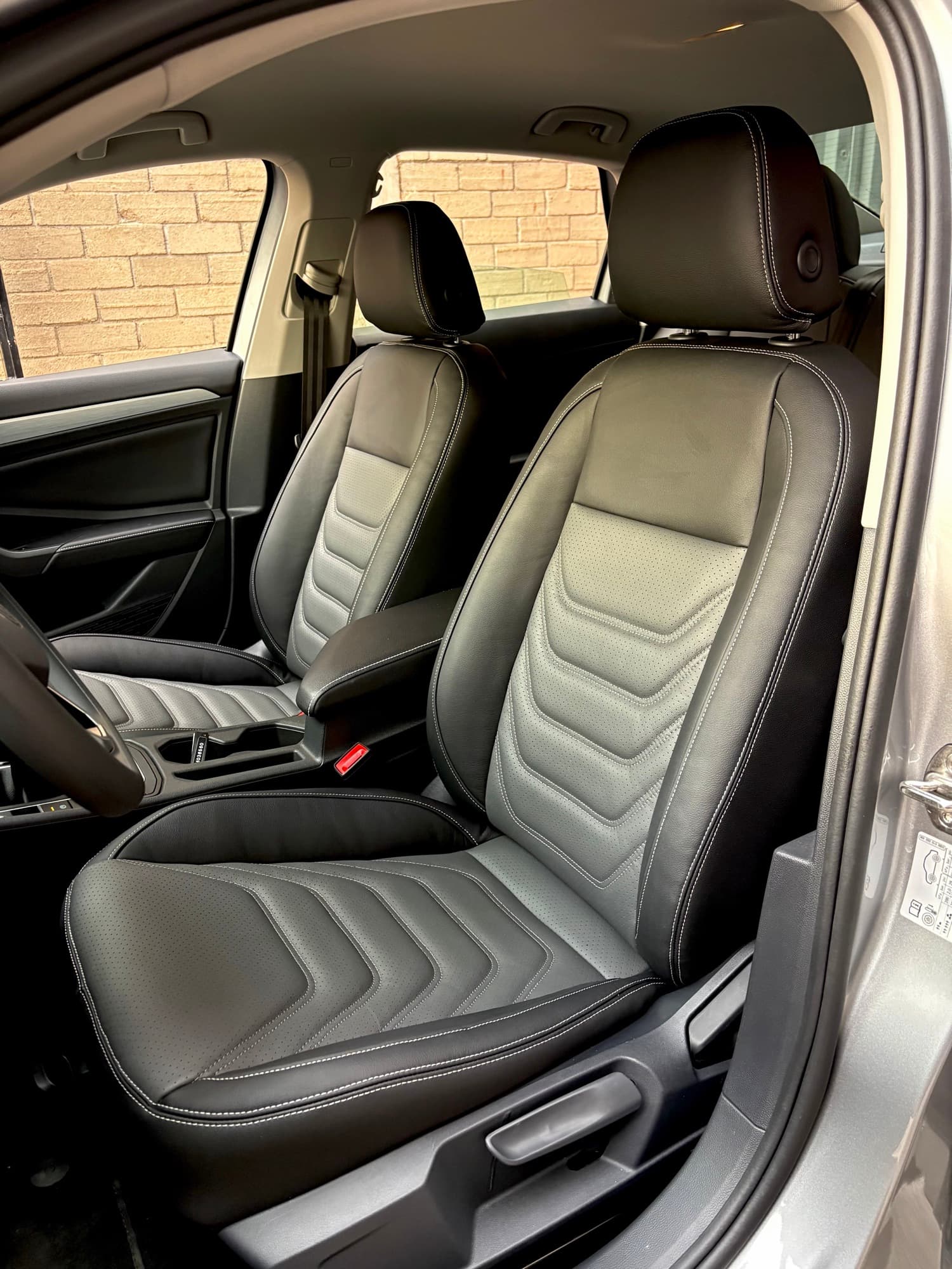 Volkswagen Jetta — foto 4