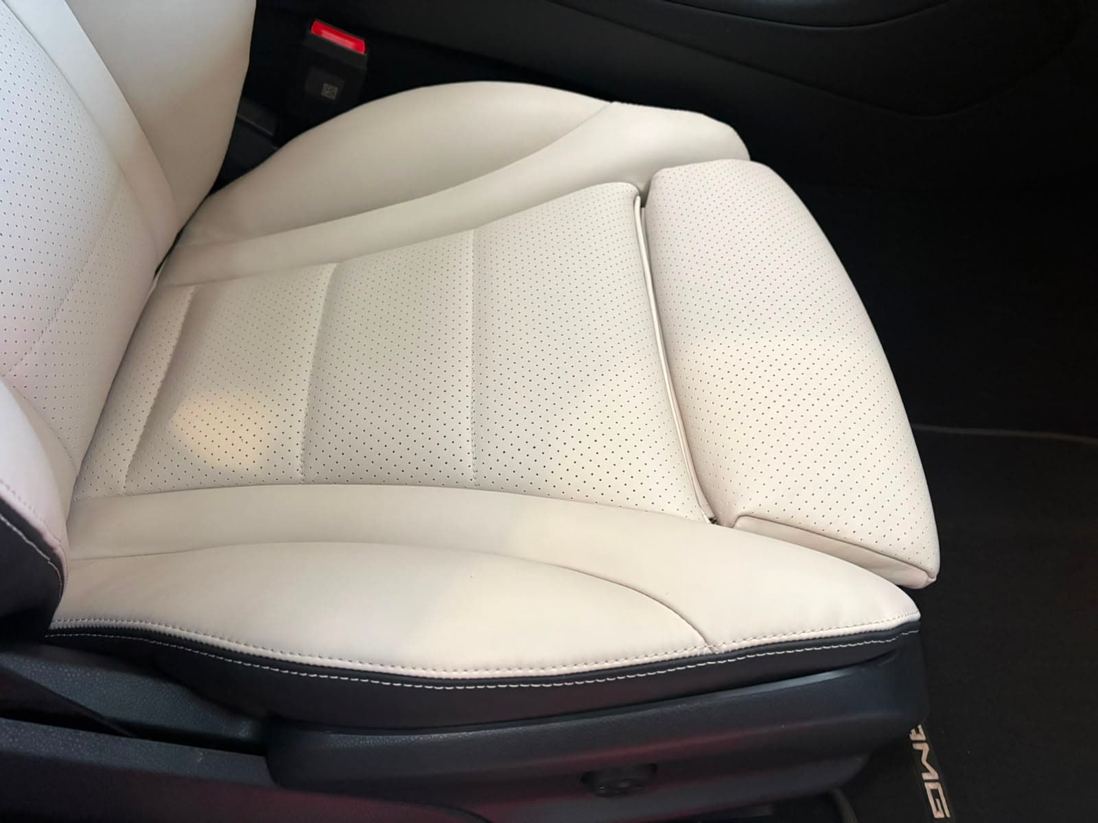 Mercedes-Benz GLC 300 e 2023 — foto 2