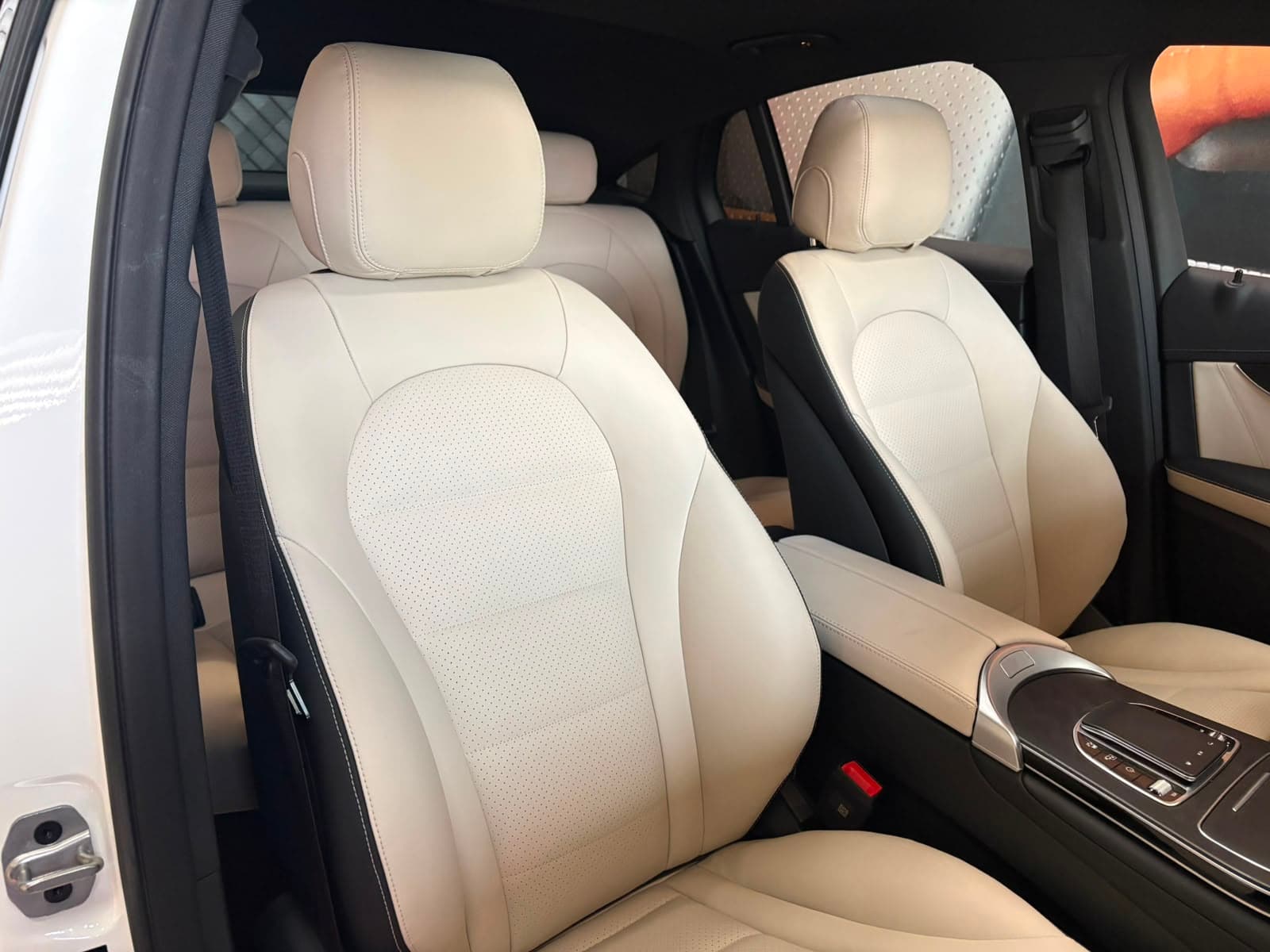 Mercedes-Benz GLC 300 e 2023 — foto 3