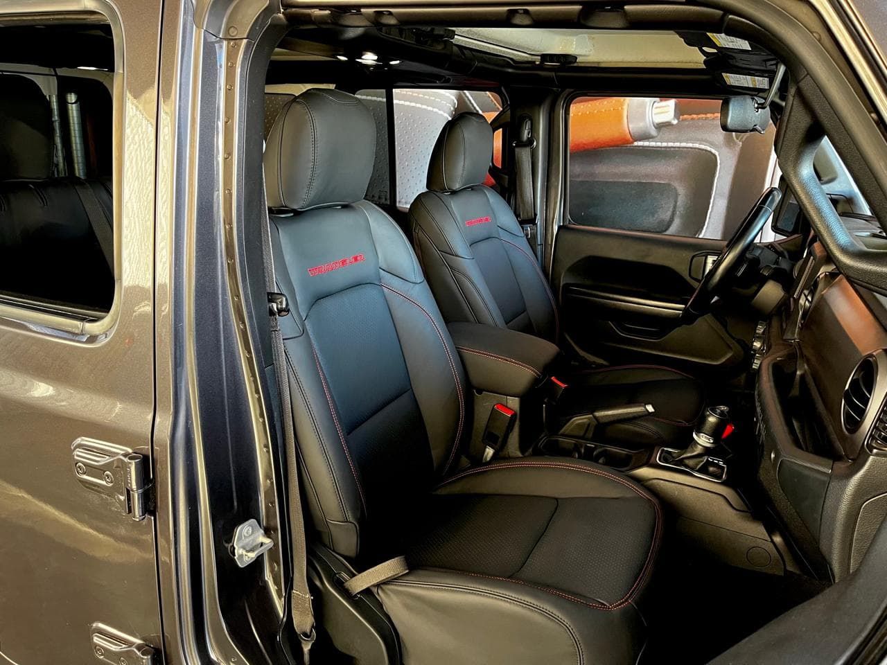 Jeep Wrangler Sport 4P 2021 — foto 5